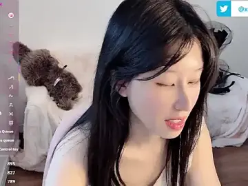 Suxiyao813のStripchatでライブポルノ配信