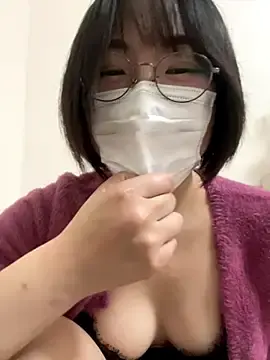 Yurika_oOのStripchatでアダルトビデオチャット