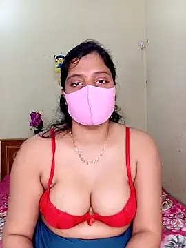 Rose-luckeyのStripchatでセックスカメラ