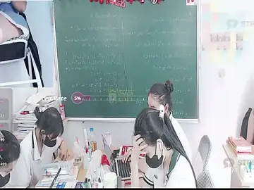 _Math_のStripchatで高画質ウェブカメラ