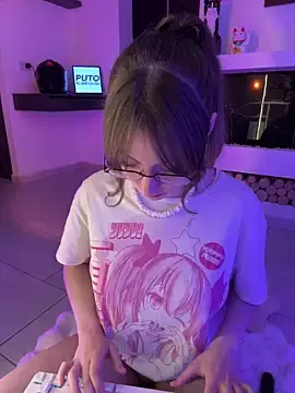 _nobara__のStripchatで高画質ウェブカメラ