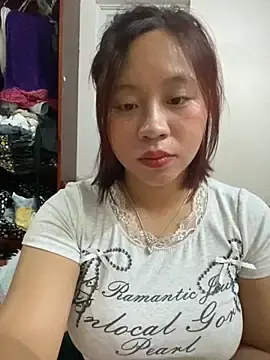 maianhcuteのStripchatでセックスチャット
