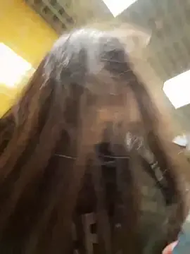 pantylessのStripchatでヌードカメラ