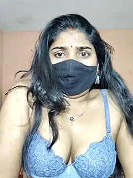 Luv_Adite20のStripchatでセックスチャット