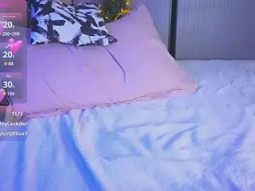 Mia_TinのStripchatで高画質ウェブカメラ