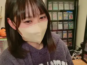 HIKARI_x0のStripchatで今すぐ視聴可能なセックスカム