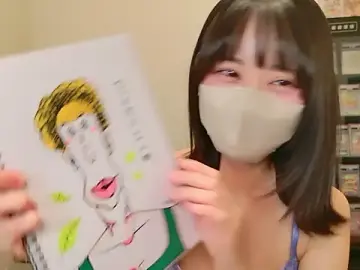 HIKARI_x0のStripchatで今すぐ視聴可能なセックスカム