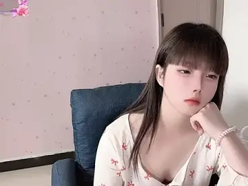 TT-XXTTのStripchatでセックスチャット