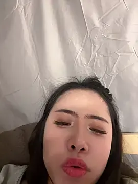 qingqing-ssのStripchatでプライベートチャット