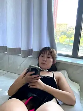 xiaoqiao_ssのStripchatで無料ポルノカメラ
