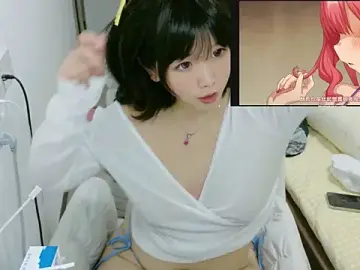linko12334のStripchatでヌードカメラ
