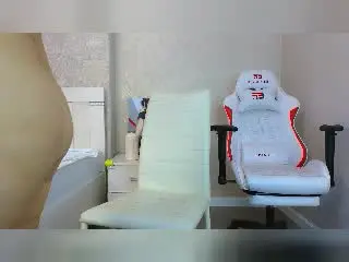 DianaxMoonのXlovecamで高画質ウェブカメラ