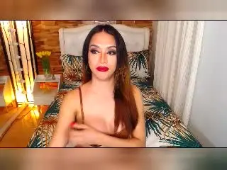 TouchXOfLauraTSのXlovecamでセックスカメラ