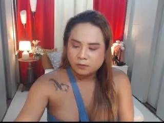 AlluringJhanaのXlovecamでセックスチャット