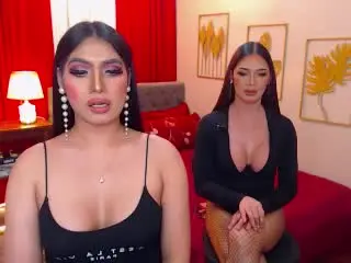 CarieEmilyGadotのXlovecamでセックスカメラ