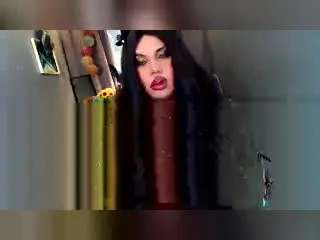 MariaKitCummerのXlovecamでライブチャット