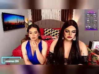 InsatiableQueensXのXlovecamで無料ポルノカメラ