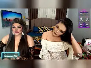 InsatiableQueensXのXlovecamでヌードカメラ