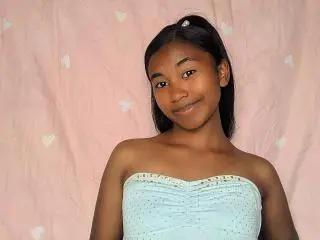 PaulieMarieeのXlovecamでプライベートチャット