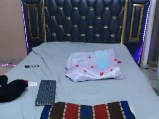 FelyLoveのXlovecamで最高のライブ配信