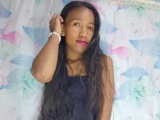 Ashra69のXlovecamで人気のアダルト配信