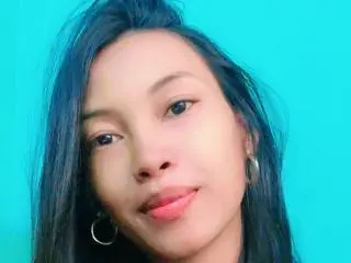 LyndaFireのXlovecamでライブセックス映像