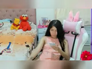 MileyWatsonのXlovecamで無料ライブポルノ