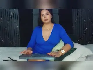 AmberVictoriaのXlovecamでプライベートチャット