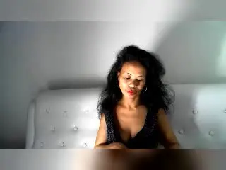 DouceurLoveのXlovecamでセックスカメラ