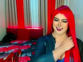 BornStarTSのXlovecamで今すぐ視聴可能なセックスカム