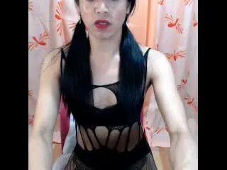 NicoleLiciousのXlovecamで無料ポルノカメラ