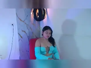 TammyGreyyのXlovecamでセックスカメラ