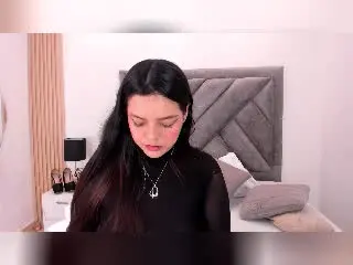 ViolettaRouseのXlovecamでアダルトカメラ配信