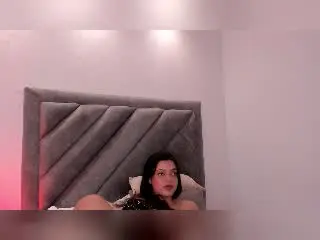 ViolettaRouseのXlovecamで高画質ウェブカメラ